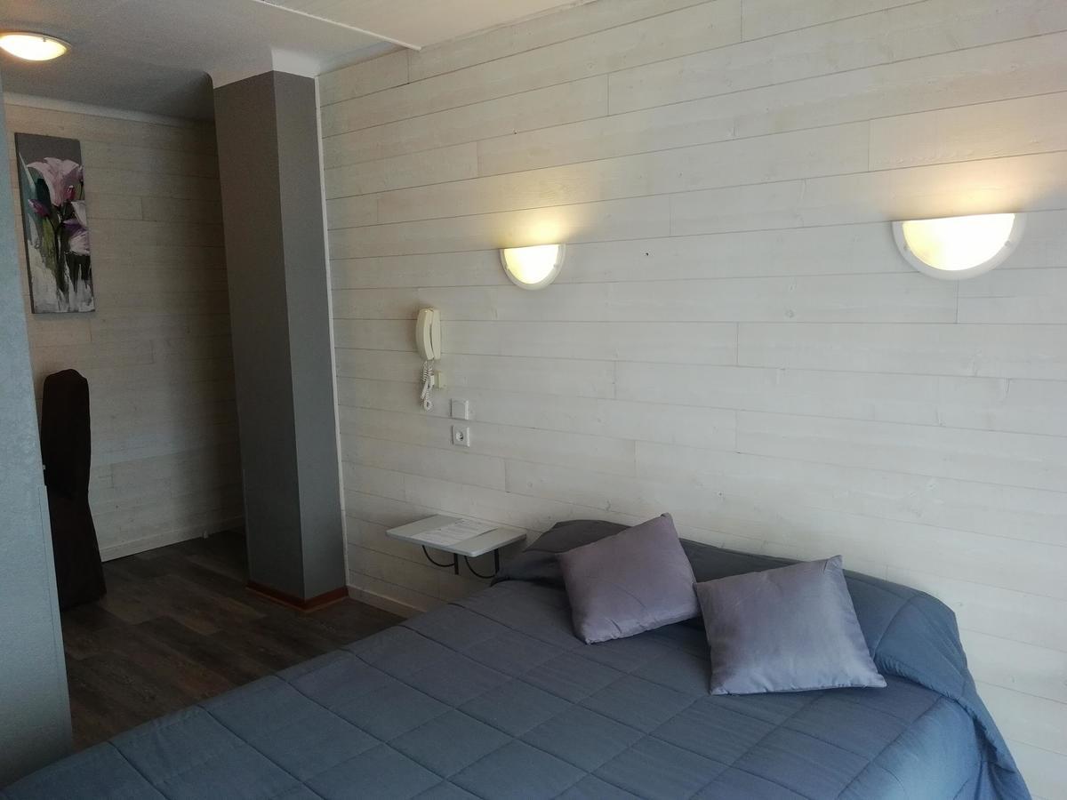 Hotel L'Oustalet Font-Romeu-Odeillo-Via Εξωτερικό φωτογραφία