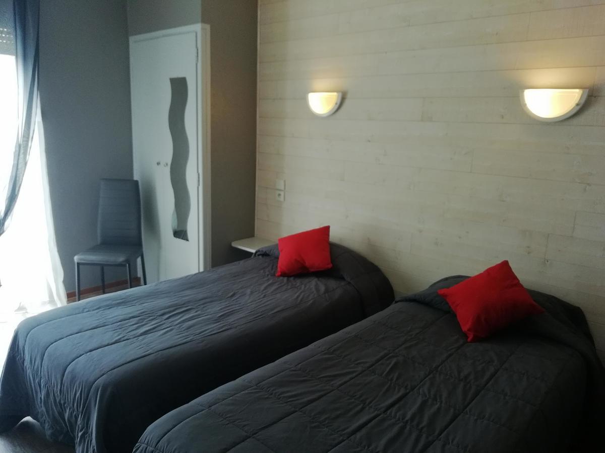 Hotel L'Oustalet Font-Romeu-Odeillo-Via Εξωτερικό φωτογραφία