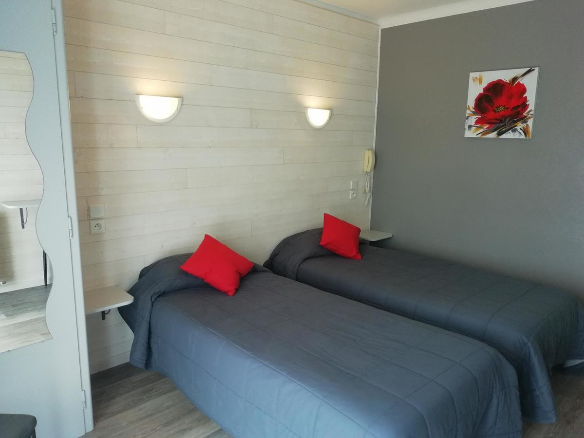 Hotel L'Oustalet Font-Romeu-Odeillo-Via Εξωτερικό φωτογραφία
