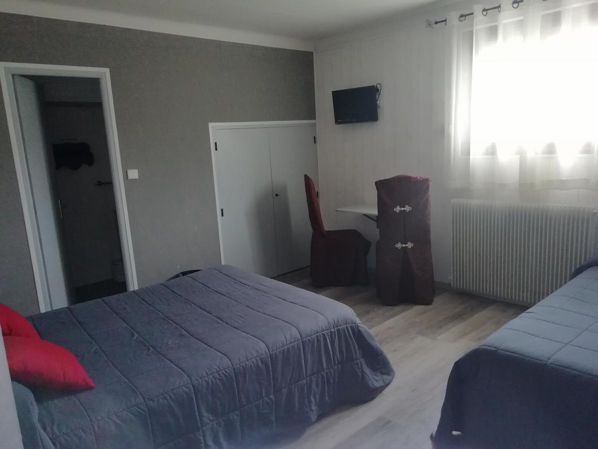 Hotel L'Oustalet Font-Romeu-Odeillo-Via Εξωτερικό φωτογραφία