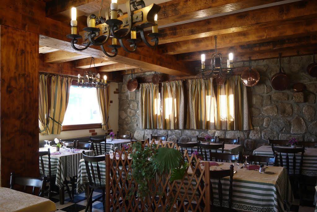 Hotel L'Oustalet Font-Romeu-Odeillo-Via Εξωτερικό φωτογραφία
